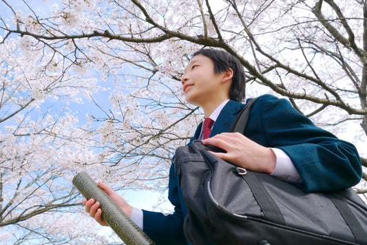 卒業・入学シーズン到来！制服のお下がり（リユース）を完璧に着こなすお直し術