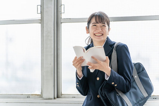 【全国対応】思い出の詰まった制服の破れ、ほつれをお直し、プロが蘇らせます